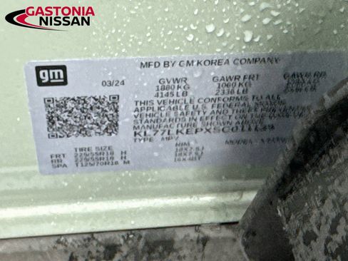 Used 2025 Chevrolet Trax ACTIV w/ Driver Confidence Package FWD image 32