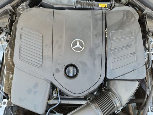 Used 2024 Mercedes-Benz E 350 4MATIC Sedan image 21