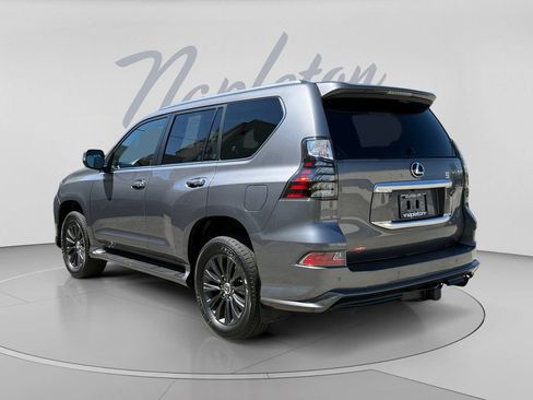Used 2023 Lexus GX 460 Luxury w/ Sport Design Package AWD/4WD image 6