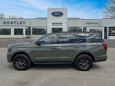 Used 2025 Ford Expedition Tremor image 7