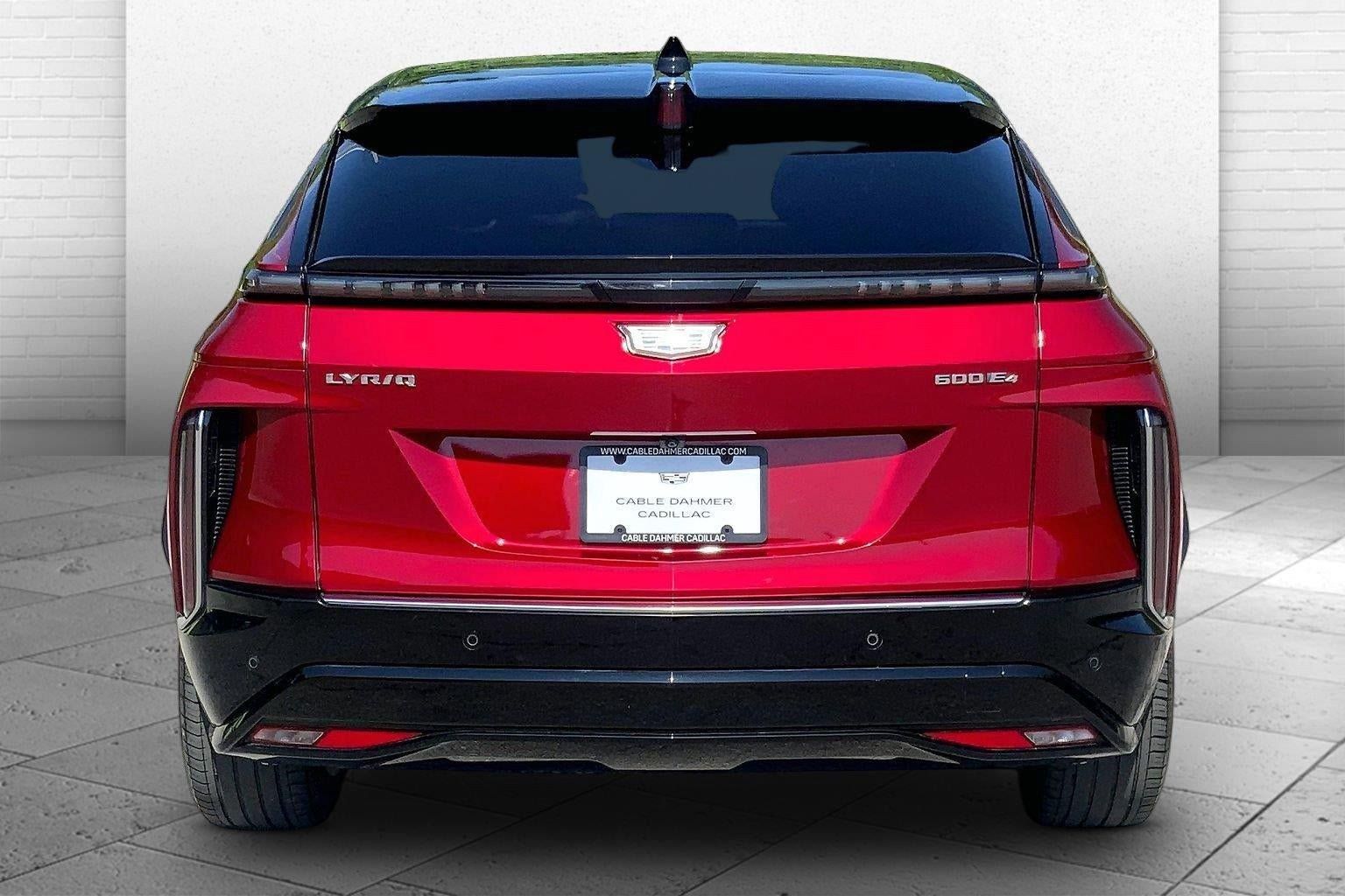 Certified 2024 Cadillac Lyriq Luxury AWD/4WD image 8
