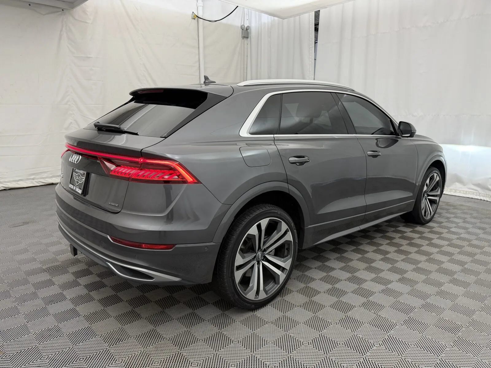 Used 2019 Audi Q8 Prestige AWD/4WD image 5