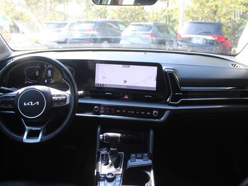 Certified 2024 Kia Sportage EX FWD image 23