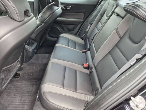 Used 2024 Volvo S60 B5 Plus w/ Climate Package FWD image 22
