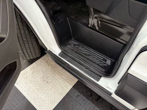 Used 2021 Ford Transit 150 Low Roof RWD image 22