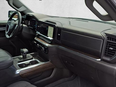 Used 2025 Chevrolet Silverado 1500 RST AWD/4WD image 25