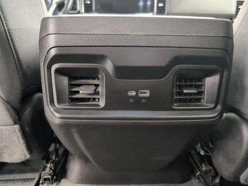 Certified 2022 Chevrolet Silverado 1500 RST w/ Convenience Package II AWD/4WD image 22