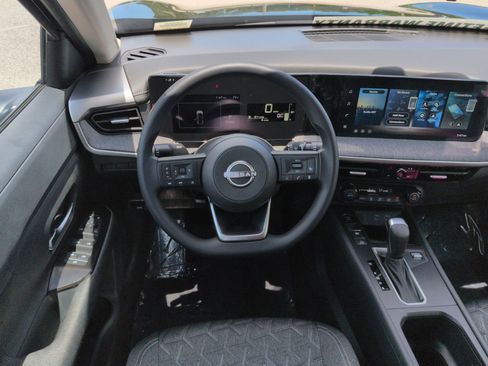 New 2026 Nissan Kicks SV FWD image 17