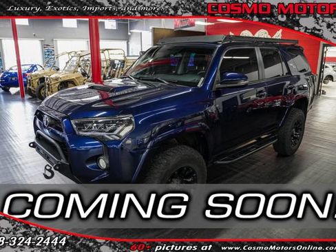 Used 2017 Toyota 4Runner TRD Off-Road Premium AWD/4WD image 1