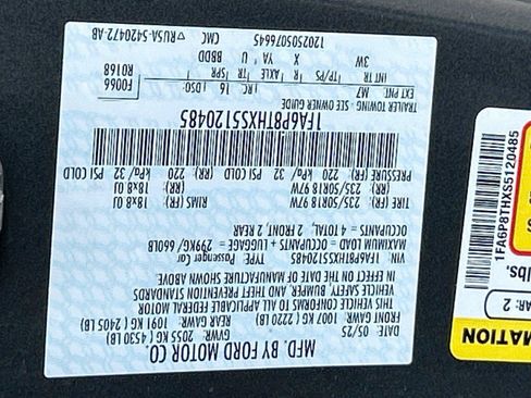 Used 2025 Ford Mustang Premium RWD image 39