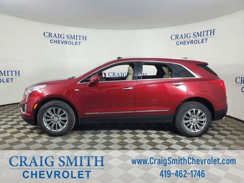 Used 2019 Cadillac XT5 Luxury image 2