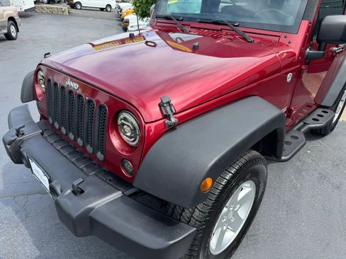 Used 2012 Jeep Wrangler Sport AWD/4WD image 10