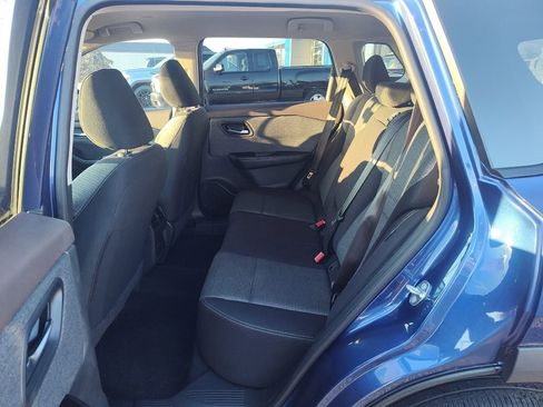 Used 2023 Nissan Rogue SV image 12