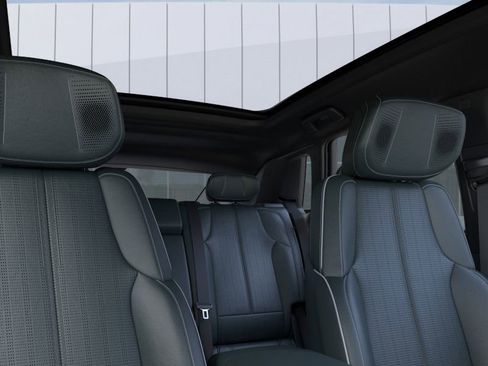 New 2026 Cadillac Lyriq Signature Sport image 24