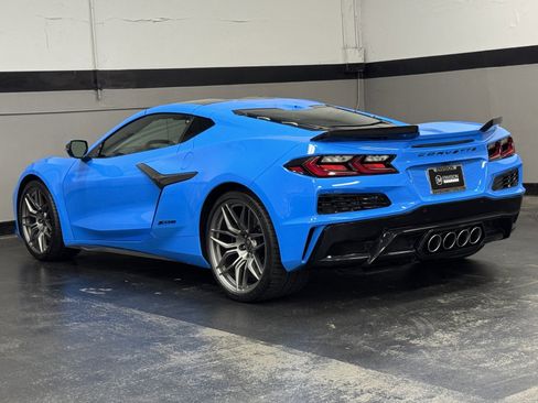 Used 2024 Chevrolet Corvette Z06 image 11