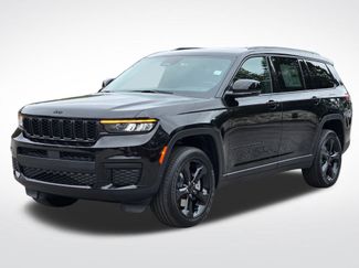 New 2025 Jeep Grand Cherokee L Altitude AWD/4WD video 2