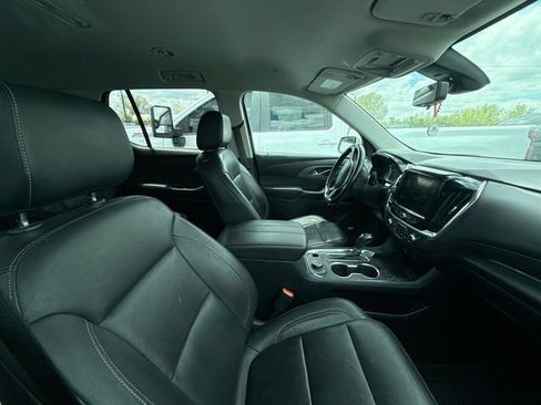 Used 2020 Chevrolet Traverse Premier AWD/4WD image 12
