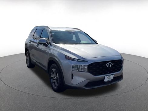 Used 2023 Hyundai Santa Fe SEL image 3