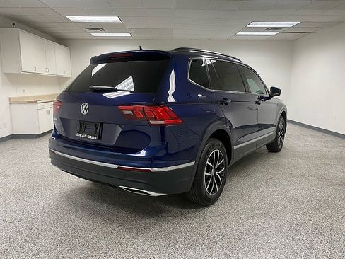 Used 2021 Volkswagen Tiguan S image 5