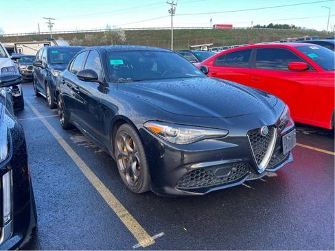 Used 2020 Alfa Romeo Giulia Ti Sport AWD/4WD image 5