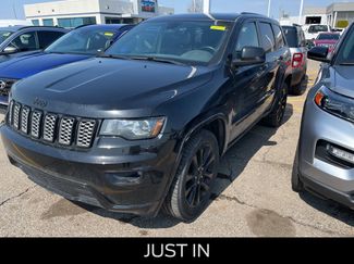 Used 2018 Jeep Grand Cherokee Altitude video 1