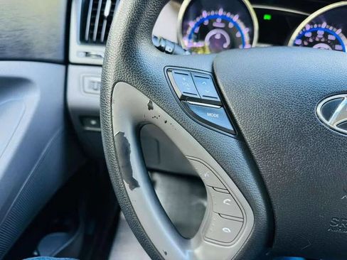 Used 2012 Hyundai Sonata GLS image 10