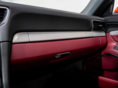 Used 2018 Porsche 911 Carrera GTS image 18