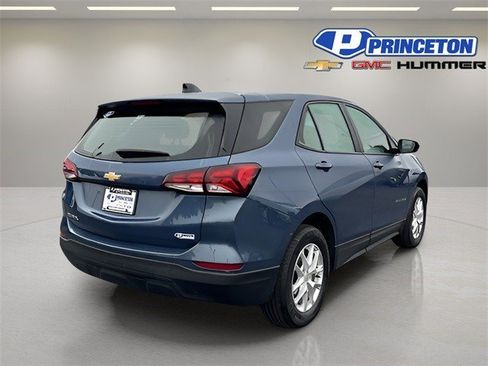 Certified 2024 Chevrolet Equinox LS image 9