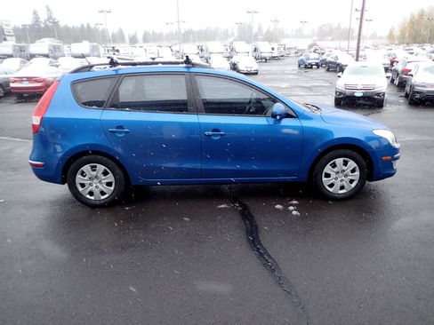 Used 2010 Hyundai Elantra SE w/ Popular Equipment Pkg 2 image 6