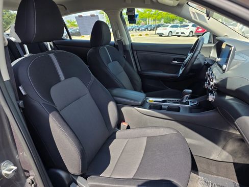 Used 2021 Nissan Sentra SV image 7