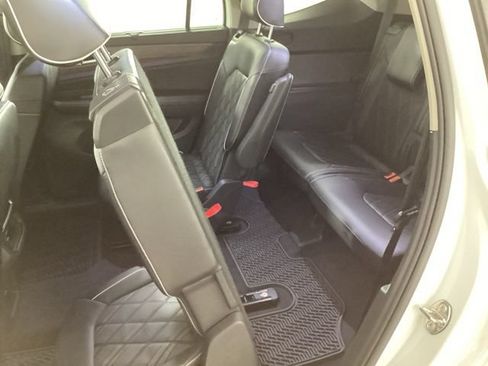 Used 2024 Volkswagen Atlas SEL Premium R-Line AWD/4WD image 25