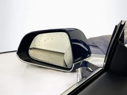 Used 2018 Tesla Model 3 Long Range image 16