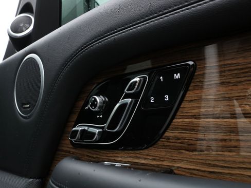 Used 2019 Land Rover Range Rover HSE image 59