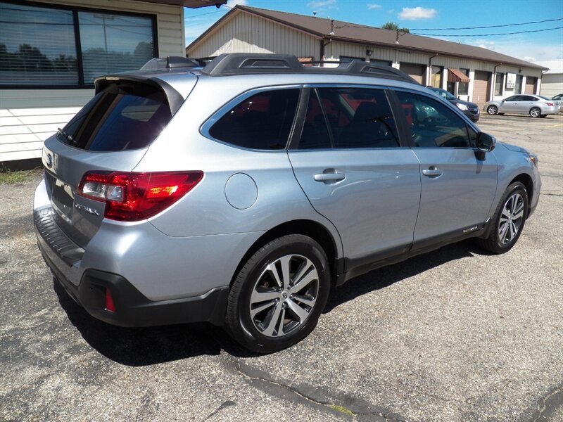 Used 2019 Subaru Outback 2.5i Limited w/ Popular Package #2 AWD/4WD image 4