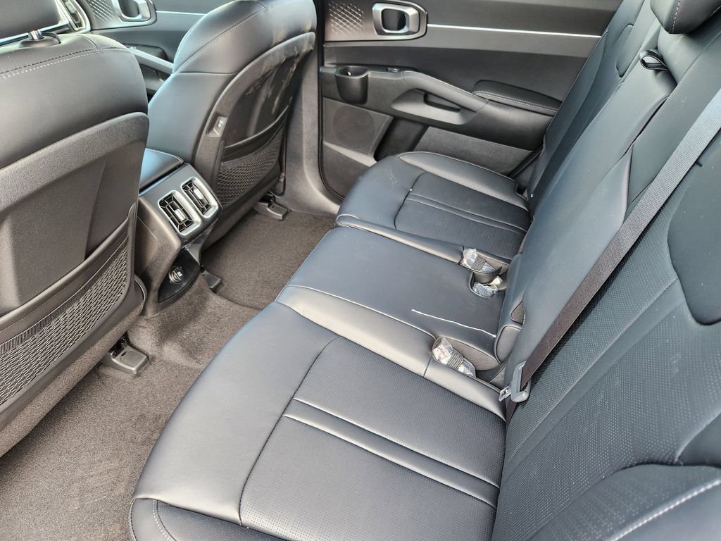 New 2026 Kia Sorento EX AWD/4WD image 11
