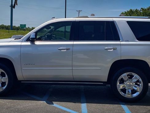 Used 2016 Chevrolet Tahoe LTZ AWD/4WD image 7