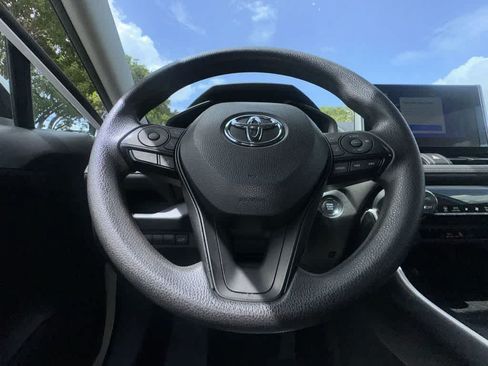 Used 2024 Toyota RAV4 XLE w/ Convenience Package FWD image 15