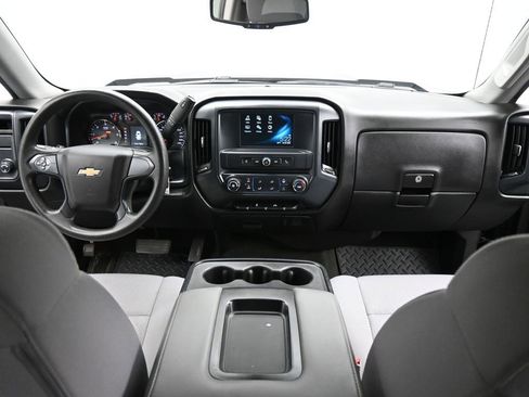 Used 2018 Chevrolet Silverado 1500 Custom w/ Custom Value Package image 15