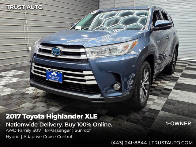 Used 2017 Toyota Highlander XLE AWD/4WD image 1