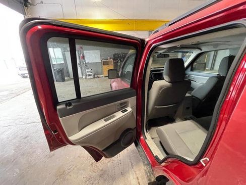 Used 2008 Jeep Liberty Sport w/ Popular Equipment Group image 22