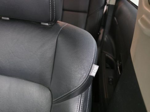 Used 2020 Mitsubishi Outlander SEL FWD image 34