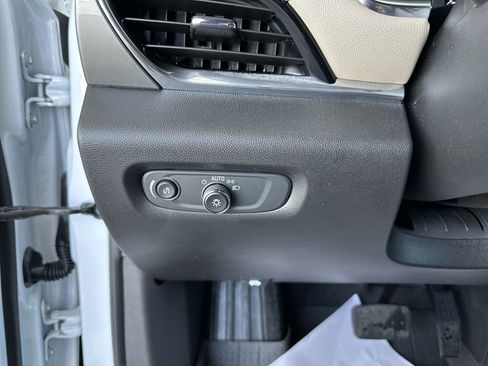 Certified 2024 Chevrolet Traverse LS w/ Safety Package FWD image 17