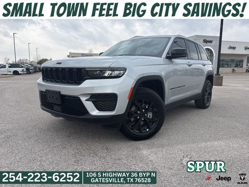 New 2025 Jeep Grand Cherokee Altitude image 1