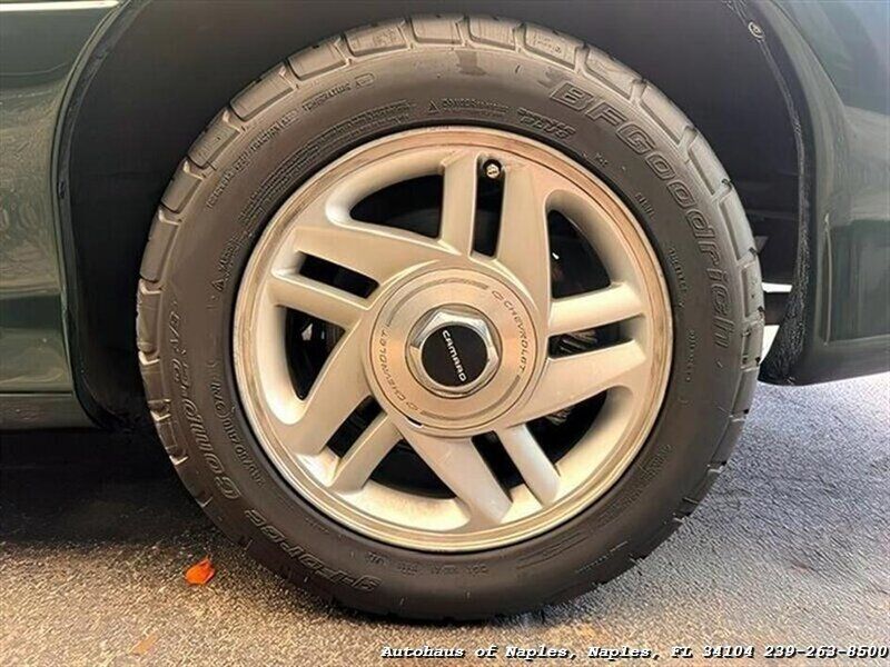 Used 1995 Chevrolet Camaro Z28 RWD image 17