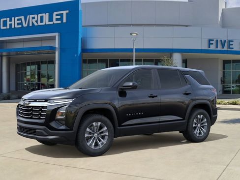 New 2026 Chevrolet Equinox LT FWD image 2