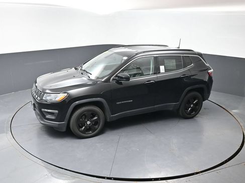Used 2020 Jeep Compass Latitude AWD/4WD image 50