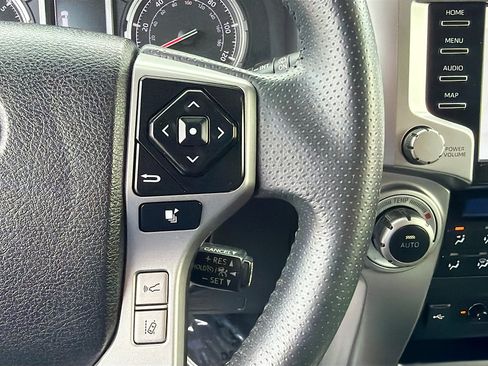 Used 2022 Toyota 4Runner Limited RWD image 36