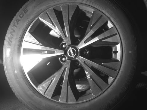 Used 2023 Nissan Rogue SV FWD image 15