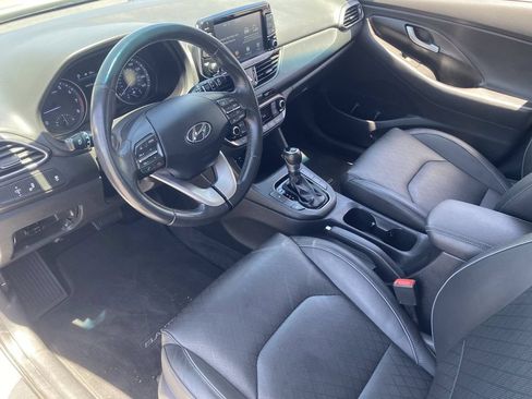 Used 2020 Hyundai Elantra GT w/ Style Package 02 FWD image 17