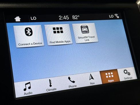 Used 2018 Ford Fusion SE w/ Fusion SE Technology Package image 39